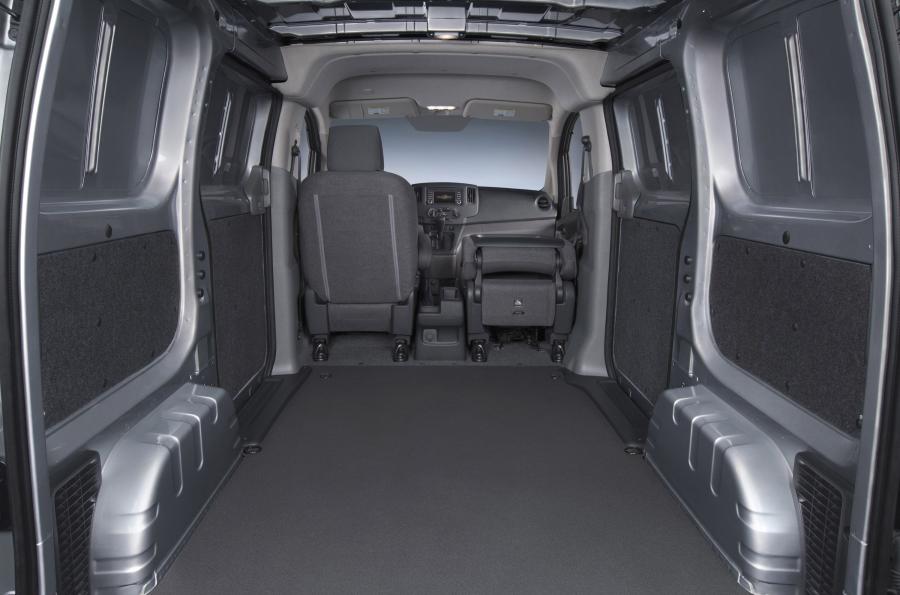  Chevrolet City Express 2015 года  (фото 8 из 12)